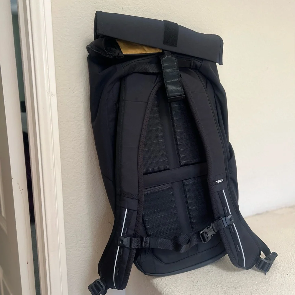 Thule Paramount Commute 18L Backpack Black Cycling Laptop Bag 3204729 NEW